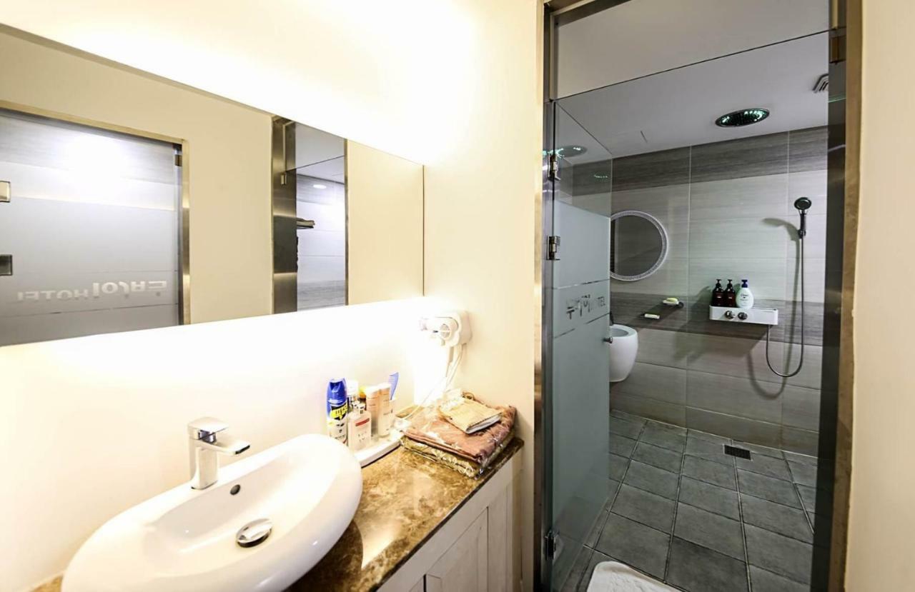 Dubai Hotel Чхонджу Екстер'єр фото